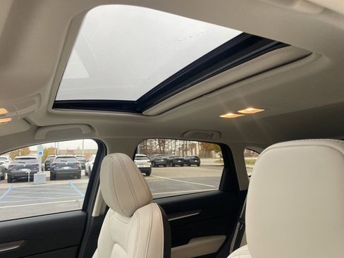 New 2025 MAZDA CX-5 AWD 2.5 S w/ Premium Plus Pkg image 15