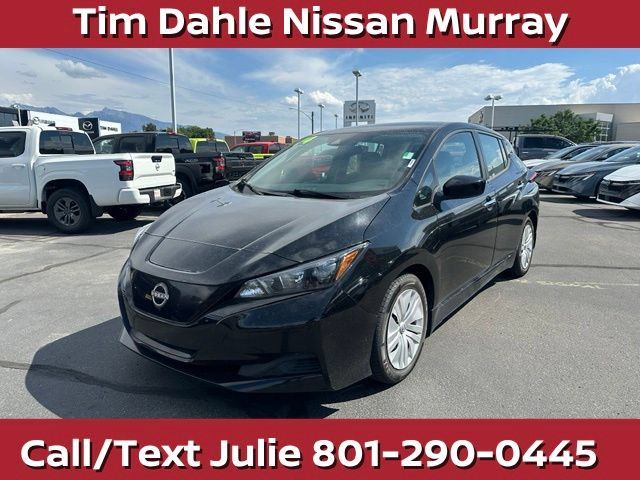 Used 2024 Nissan Leaf S FWD image 5