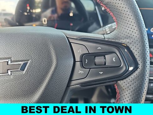 Used 2025 Chevrolet TrailBlazer RS w/ Driver Confidence Package image 17