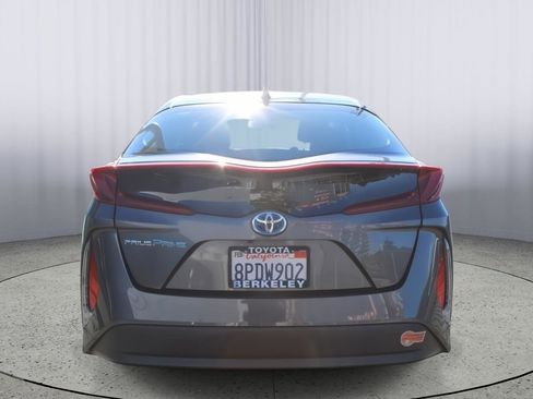 Used 2020 Toyota Prius Prime LE image 7