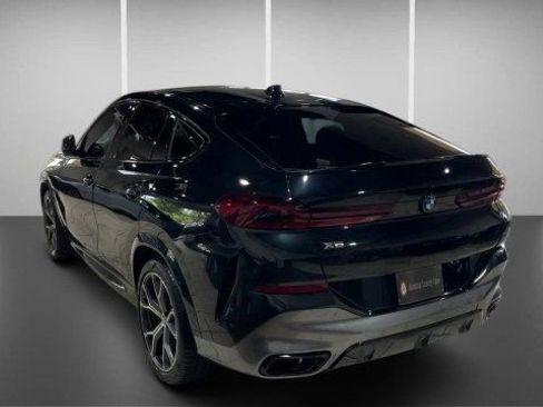 Used 2021 BMW X6 M50i w/ Executive Package AWD/4WD image 13