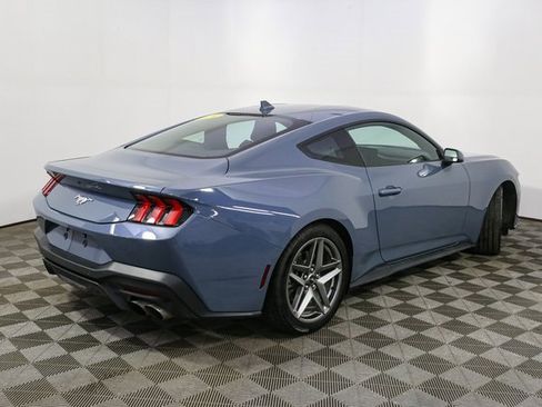 Used 2025 Ford Mustang Coupe image 11