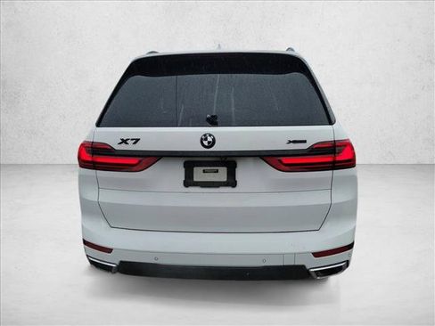 Used 2020 BMW X7 xDrive40i w/ Premium Package image 6