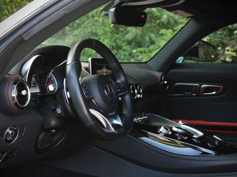 Used 2017 Mercedes-Benz AMG GT Coupe image 72