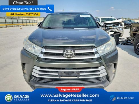 Used 2019 Toyota Highlander XLE FWD image 7