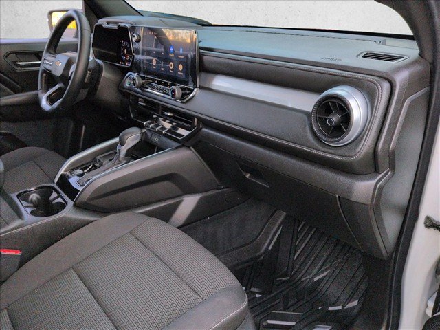 Used 2024 Chevrolet Colorado LT RWD image 29