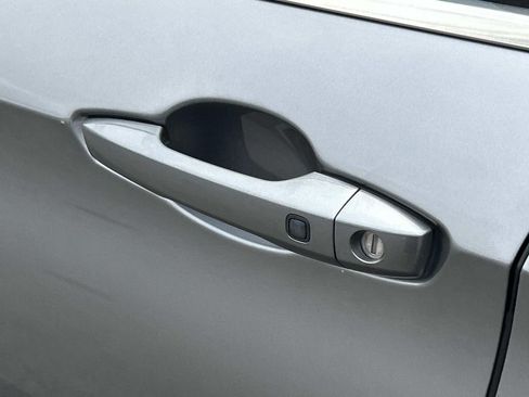 Used 2022 Mitsubishi Outlander SE FWD image 15