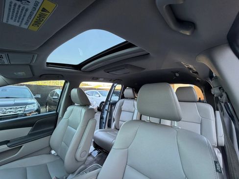 Used 2014 Honda Odyssey EX-L image 25