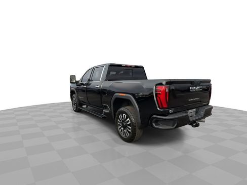 Certified 2025 GMC Sierra 2500 Denali Ultimate w/ Max Trailering Package image 7