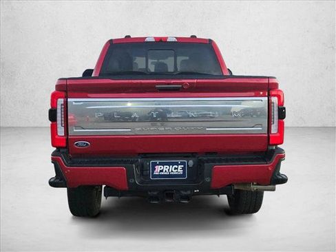 Used 2024 Ford F250 Platinum w/ FX4 Off-Road Package AWD/4WD image 7