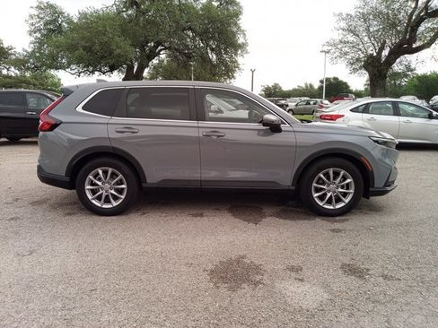 Used 2026 Honda CR-V EX image 4