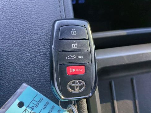 Used 2023 Toyota Tundra Limited w/ Power Package image 28