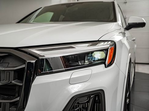New 2026 Audi Q7 3.0T Prestige AWD/4WD image 13