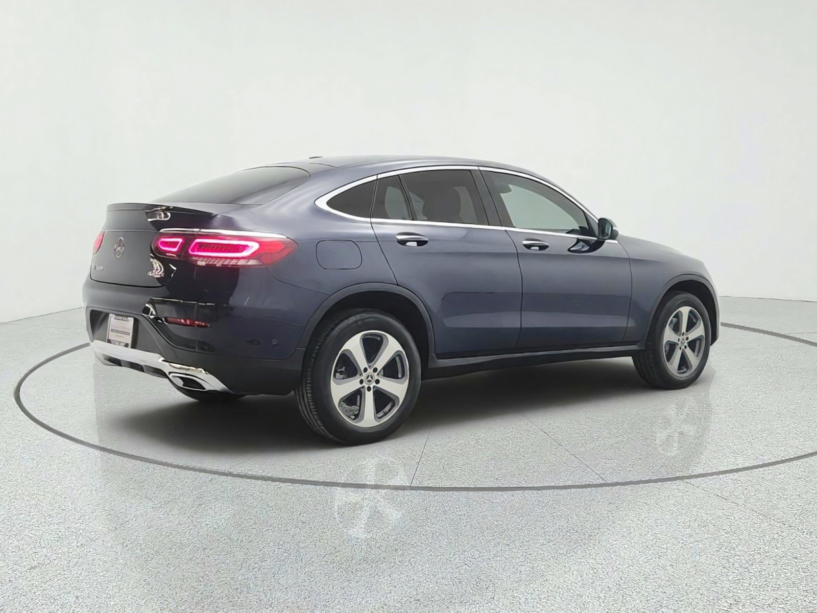 Certified 2023 Mercedes-Benz GLC 300 4MATIC Coupe image 5