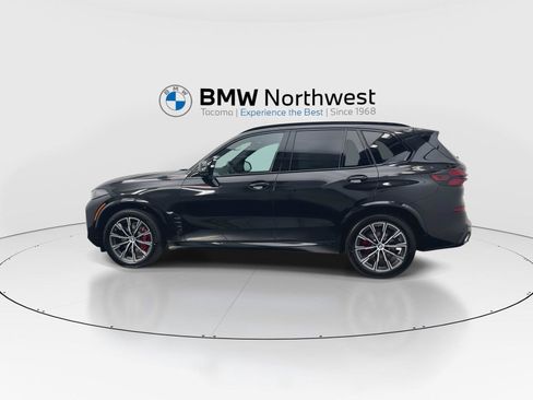 New 2026 BMW X5 xDrive40i w/ M Sport Package AWD/4WD image 11