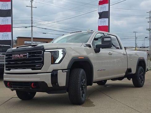 New 2026 GMC Sierra 3500 AT4 w/ AT4 Premium Plus Package AWD/4WD image 13