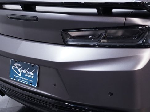 Used 2018 Chevrolet Camaro ZL1 image 22