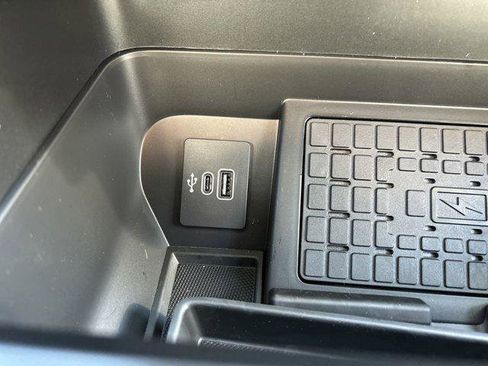 New 2025 Ford F150 XLT w/ Equipment Group 303A High image 30