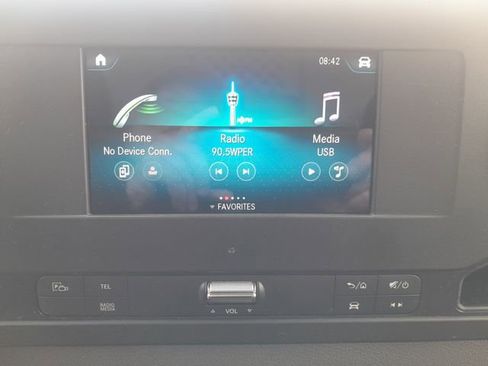 Used 2022 Mercedes-Benz Sprinter 2500 image 12