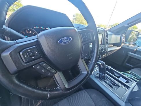 Used 2017 Ford F150 XLT w/ Equipment Group 302A Luxury AWD/4WD image 7