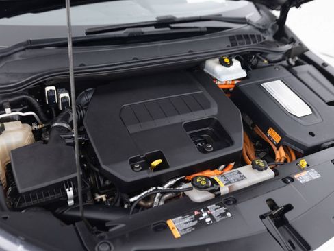 Used 2013 Chevrolet Volt Premium w/ Premium Trim Package FWD image 39