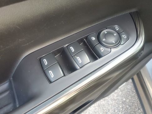 Used 2021 GMC Acadia SLT w/ Elevation Edition image 30