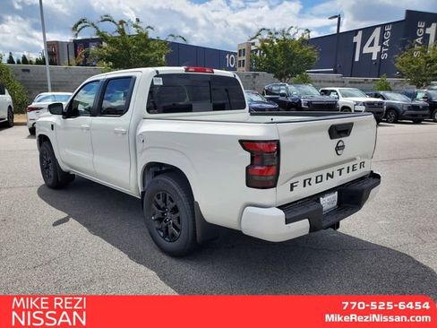New 2026 Nissan Frontier SV w/ Tow Package RWD image 4