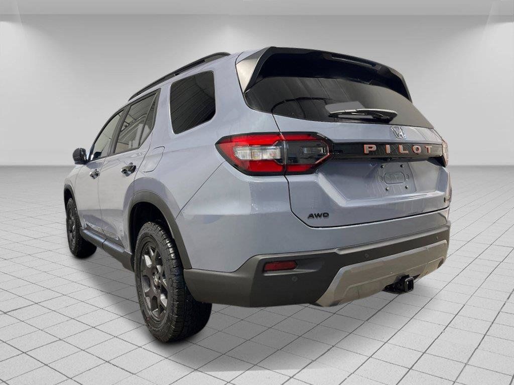 New 2026 Honda Pilot TrailSport image 3