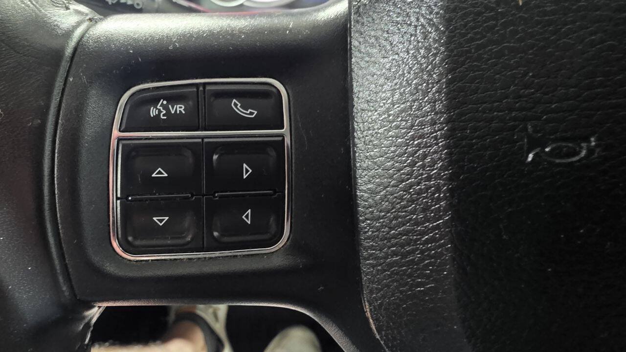 Used 2016 RAM 1500 Big Horn AWD/4WD image 25