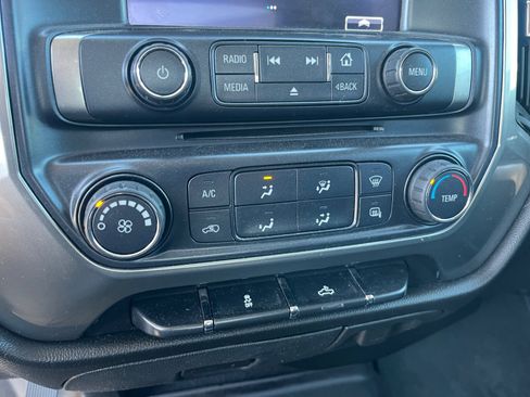 Used 2019 Chevrolet Silverado 2500 LT image 29