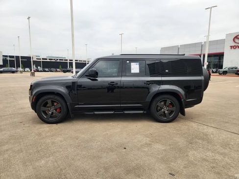 Used 2023 Land Rover Defender 130 X AWD/4WD image 4