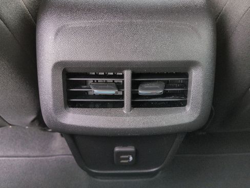 Certified 2022 GMC Terrain SLE w/ Driver Convenience Package image 21