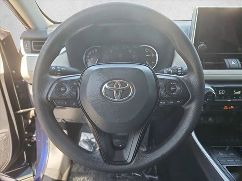 Used 2025 Toyota RAV4 XLE FWD image 13