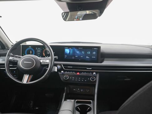 Used 2025 Hyundai Sonata SEL FWD image 13