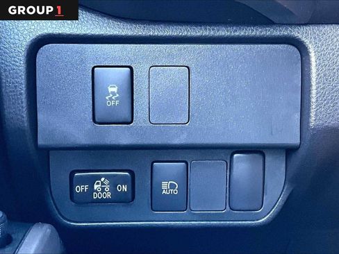 Certified 2023 Toyota Tacoma SR5 AWD/4WD image 34