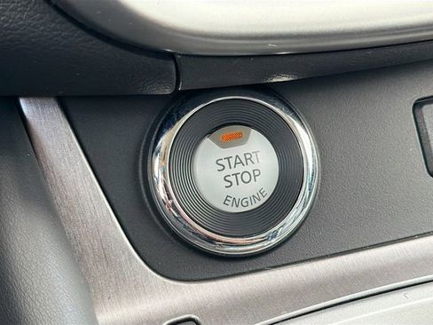 Used 2023 Nissan Murano SV FWD image 32