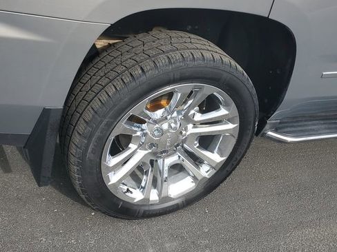 Used 2019 GMC Yukon SLT w/ Premium Edition image 5