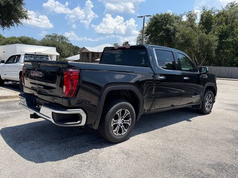 Used 2025 GMC Sierra 1500 SLT RWD image 10