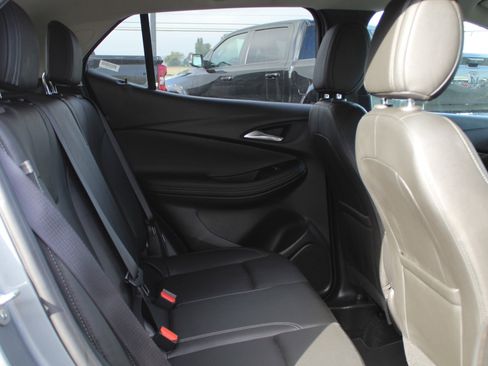 Used 2024 Buick Encore GX Sport Touring image 18