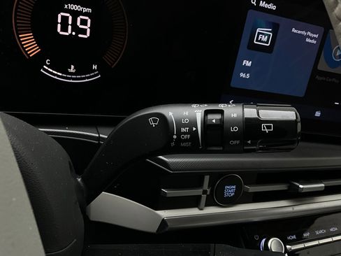 Used 2025 Hyundai Santa Fe SEL image 37