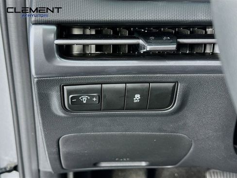 New 2026 Hyundai Tucson SE image 12