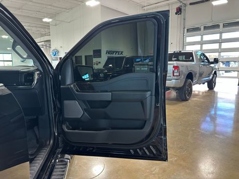 Used 2021 Ford F150 Lariat image 35