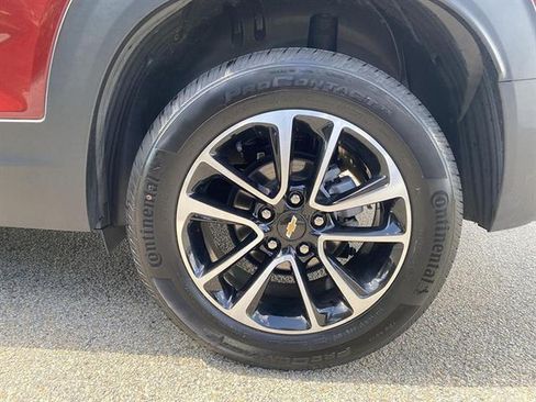 Used 2025 Chevrolet TrailBlazer LT AWD/4WD image 45