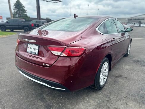 Used 2017 Chrysler 200 Limited Platinum w/ Comfort & Convenience Group FWD image 39