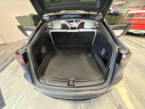 Used 2021 Tesla Model Y Performance AWD/4WD image 46