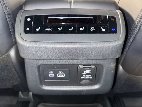 Used 2024 Nissan Pathfinder Platinum w/ Lighting Package (N93) AWD/4WD image 21