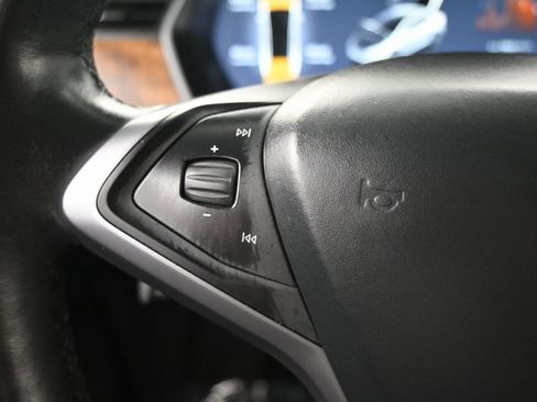 Used 2019 Tesla Model X Long Range image 21