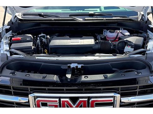 New 2026 GMC Yukon Elevation w/ Elevation Premium Package AWD/4WD image 12