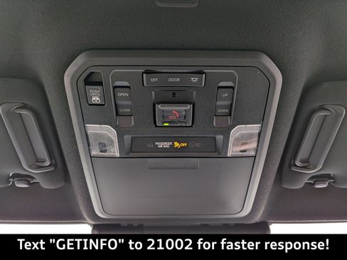 Used 2025 Toyota 4Runner Limited image 26