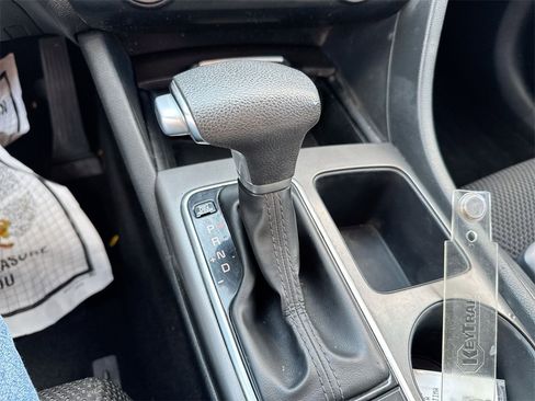 Used 2019 Kia Optima S image 16